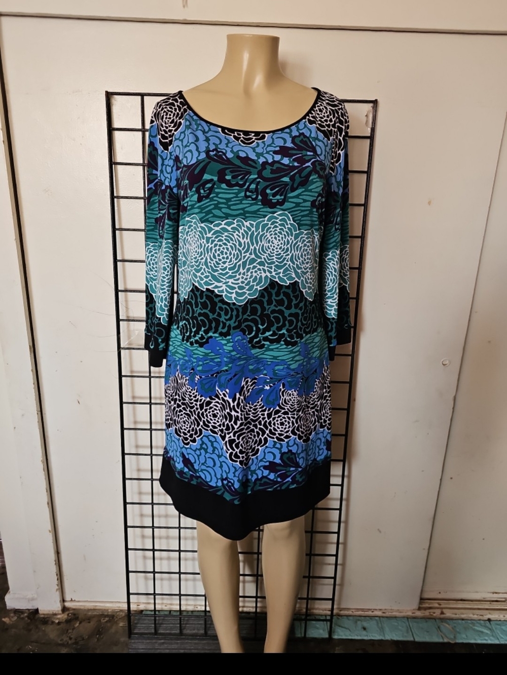 Laundry By Shelli Segal Blue & Teal Floral Long Sleeve Dress